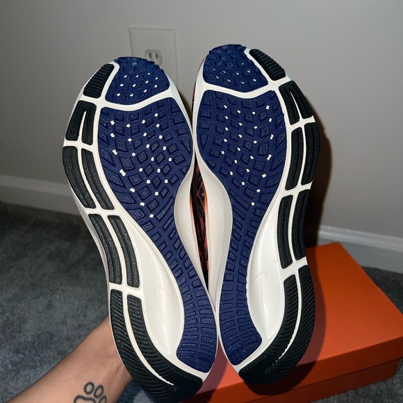 Nike Air Zoom Pegasus Sneakers - Picture 4 of 5